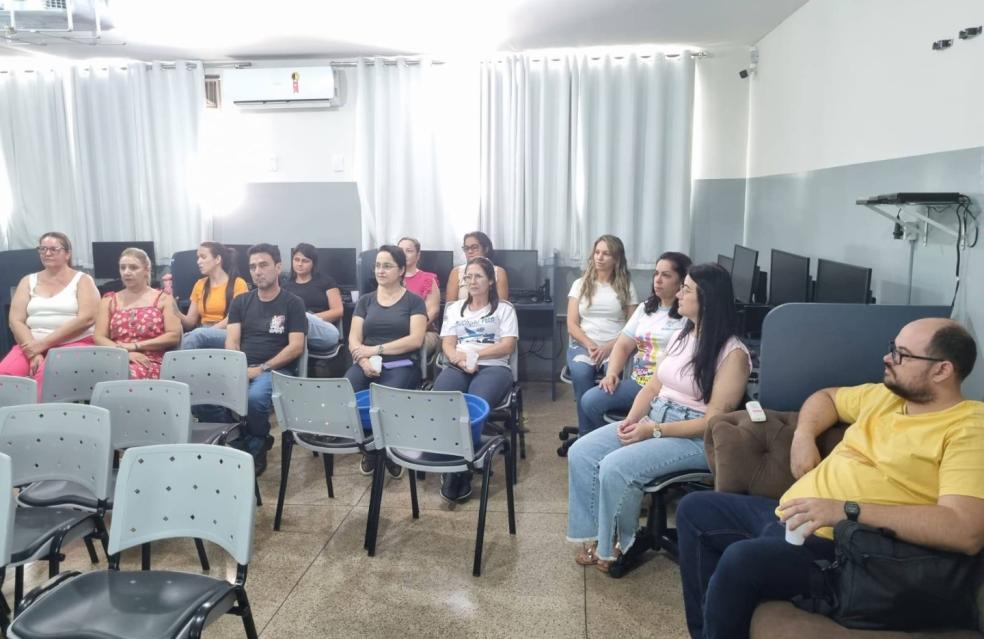 Formação com os docentes.