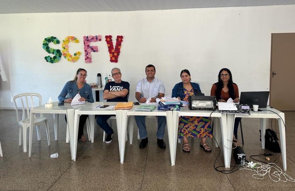 Processo licitatório para a contratação de empresa do ramo de engenharia.