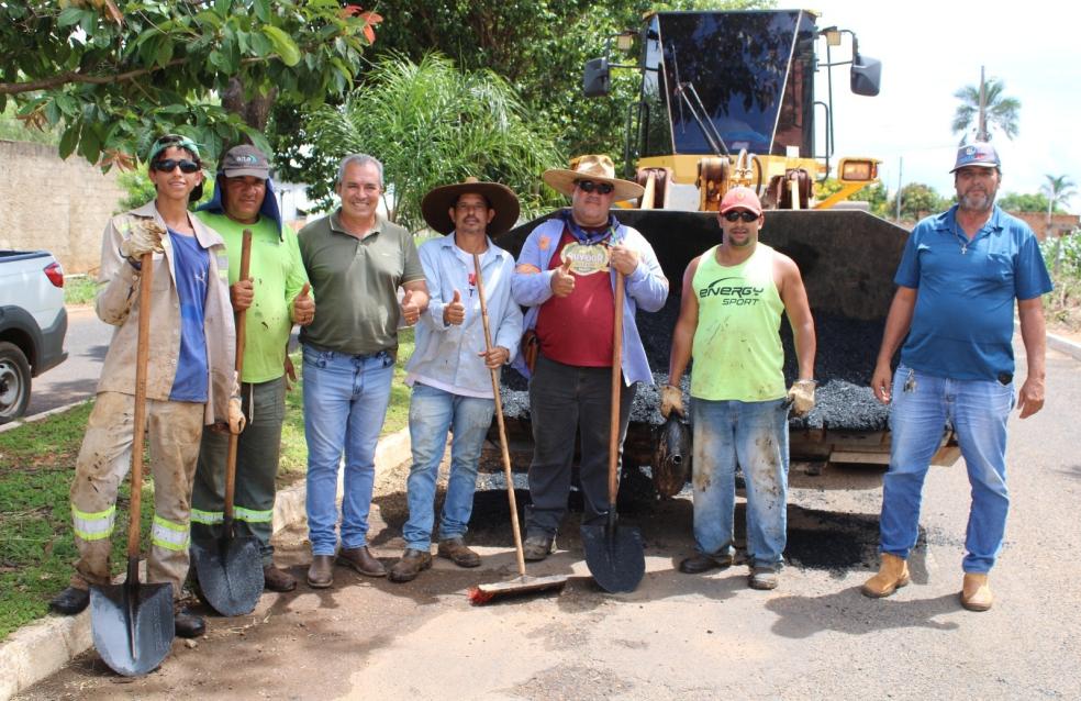 Prefeitura promove operação tapa buracos em Ouvidor
