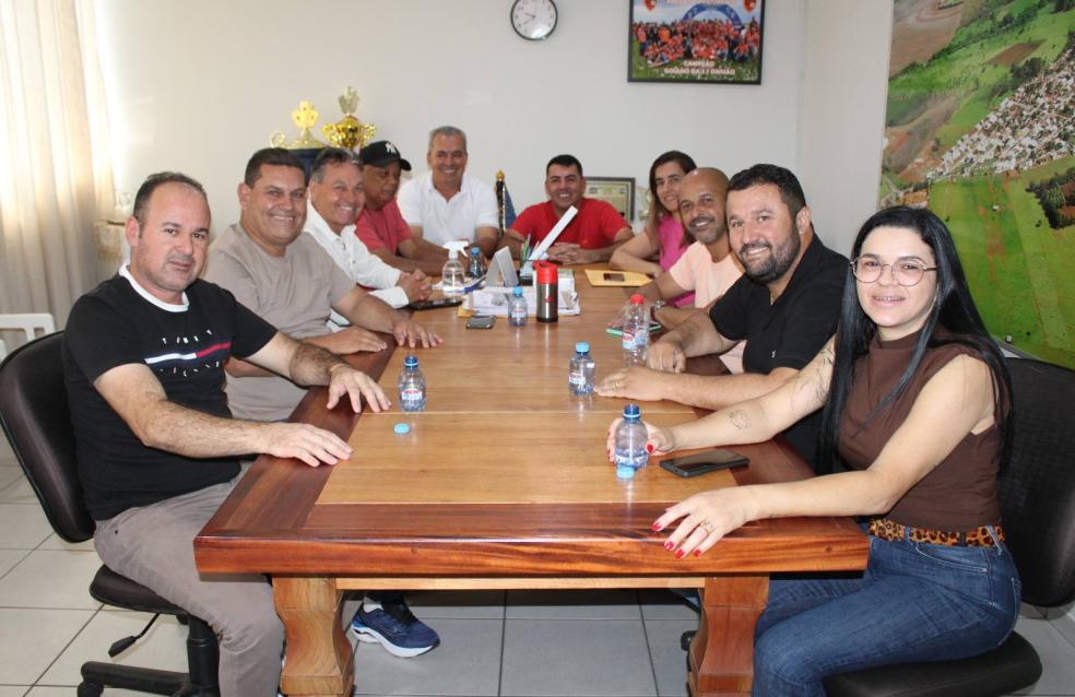 Aniversário de Ouvidor.