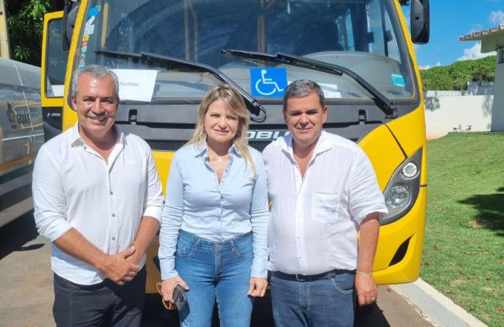 Novo Ônibus Escolar.